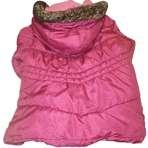 OshKosh B'gosh Girls Pink Puffer Jacket with Faux Fur Hood Size 6 - Picture 2 of 4
